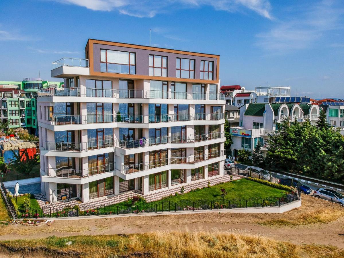 רבדה Apartcomplex Golden Bay מראה חיצוני תמונה
