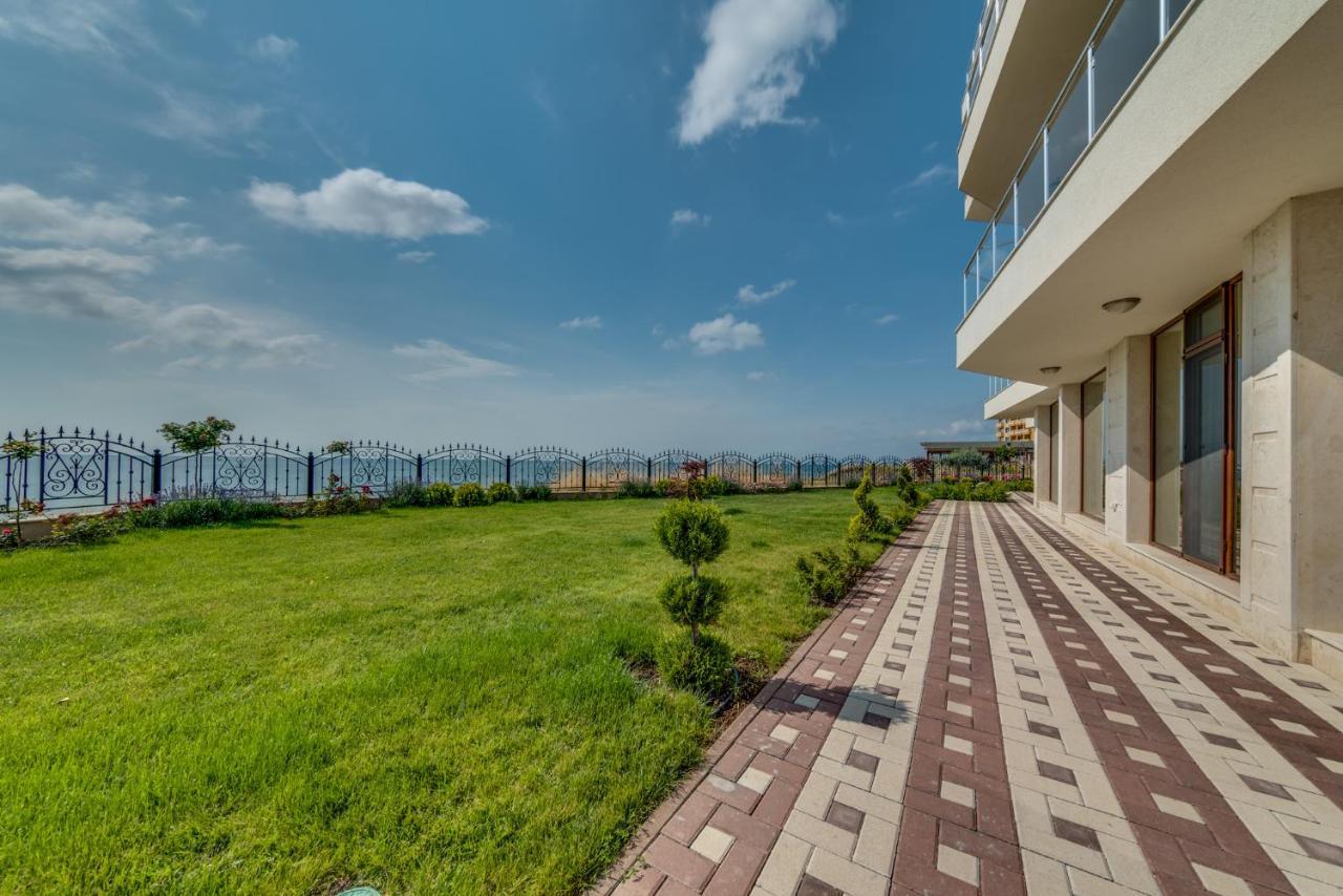 רבדה Apartcomplex Golden Bay מראה חיצוני תמונה