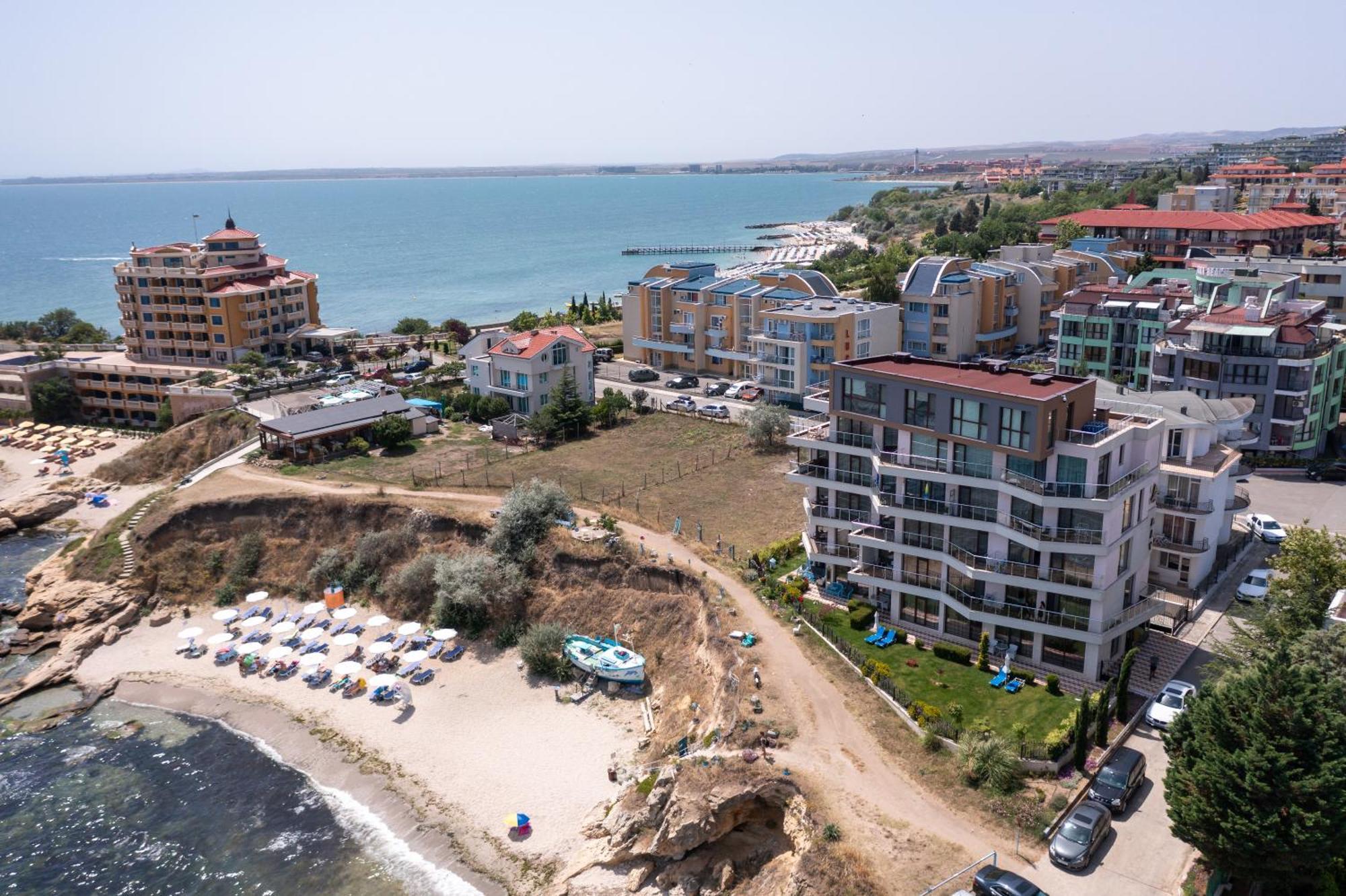 רבדה Apartcomplex Golden Bay מראה חיצוני תמונה